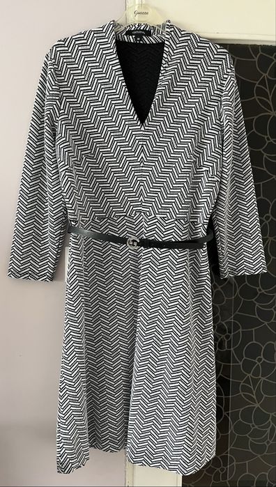 Рокля COMMA с колан