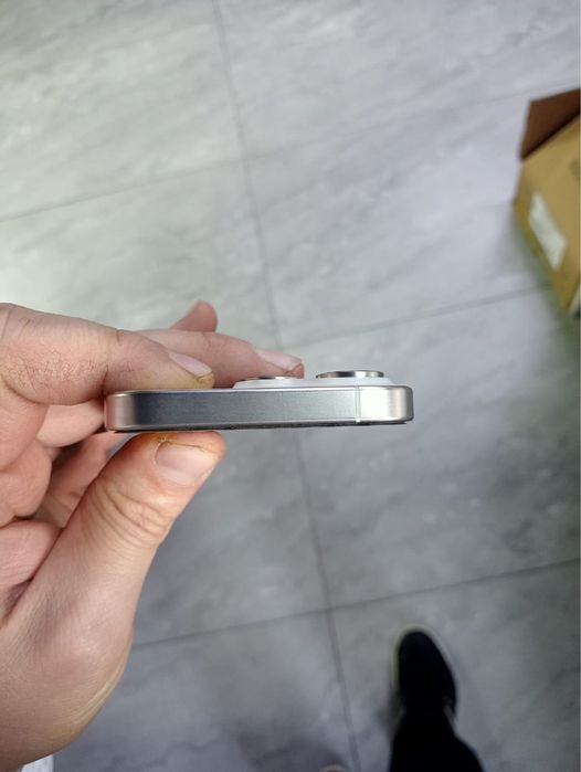 Iphone 15pro с гарантией