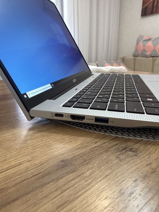 Acer Aspire Lite 16 / Core i5 / 16GB DDR5 / SSD