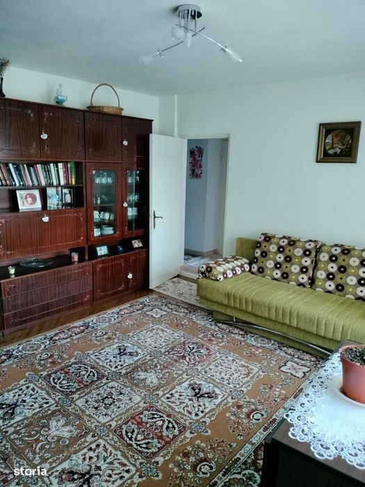 Apartament 3 camere zona Spitalului de Copii