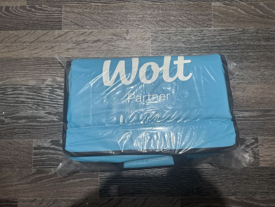 Тeрмокоробка продам Wolt