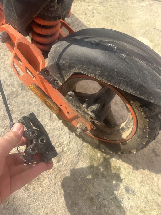 Vand trotineta kamikaze k1