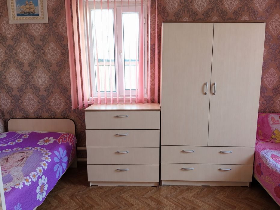 Спальный гарнитур