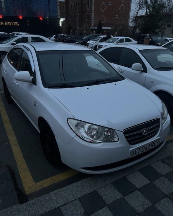 Hyundai avante срочно сотилади