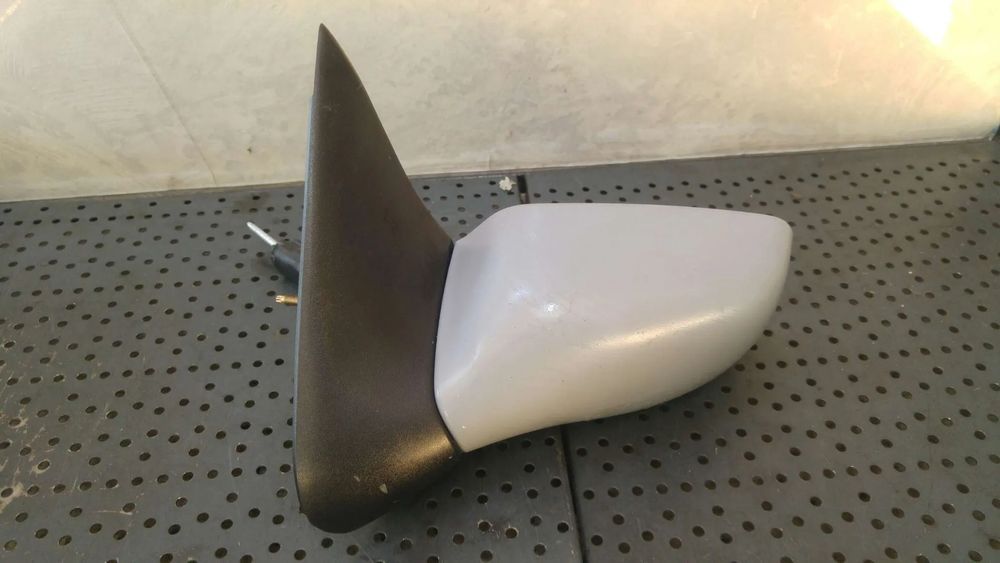 Oglinda manuala stanga ford puma 3004565