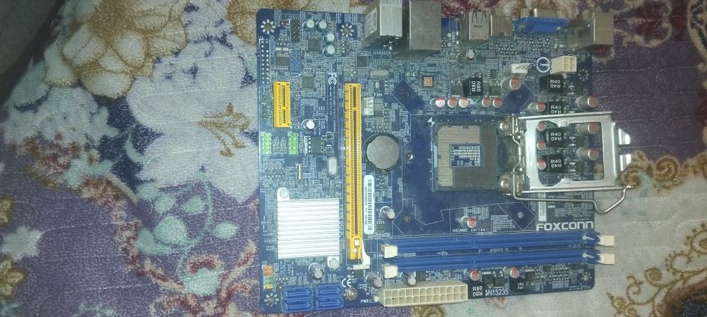 Материнская плата 1155