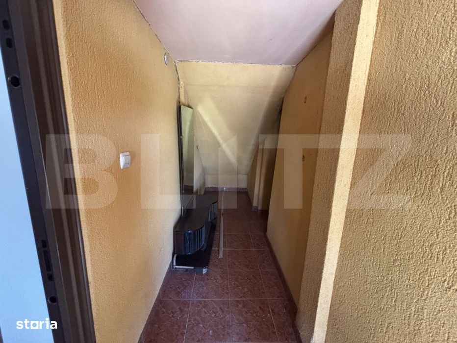 Casa de vanzare, zona linistita, in Recea