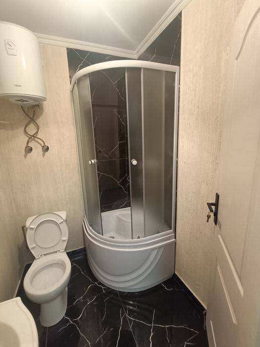 Persoana fizica garsoniera etajul 1 renovata 36.900 Euro negociabil!