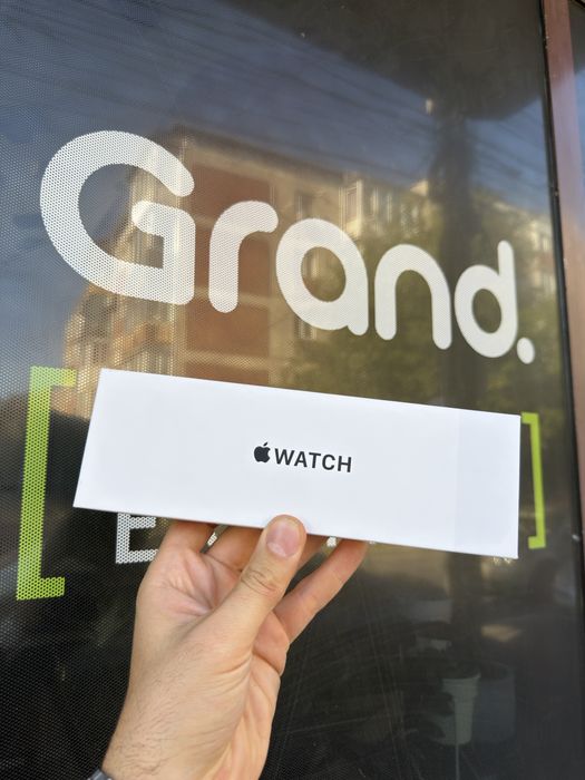 Apple Watch SE 3 44 mm CEL * GRAND * Garantie 1 AN