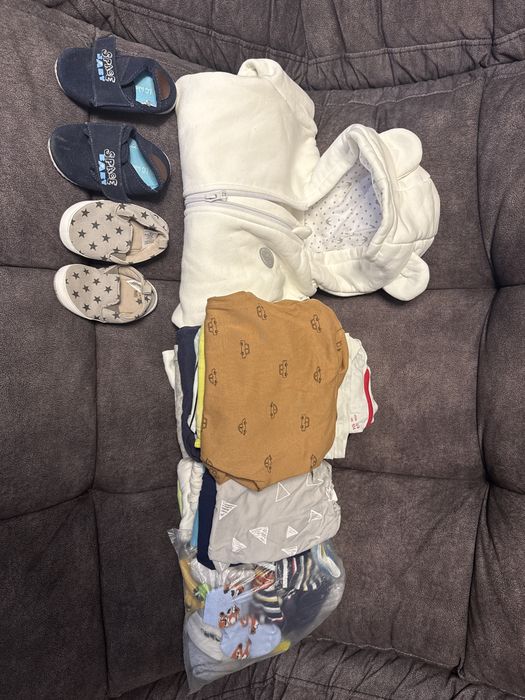 Продам детские вещи