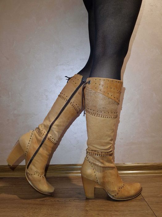 високи ботуши от естествена кожа