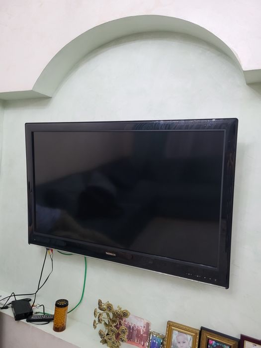 Продам телевизор