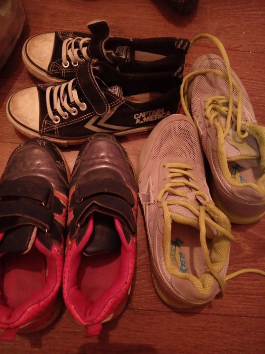 Обувь детская разная