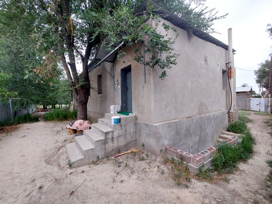 Үй сатылады 200 кв