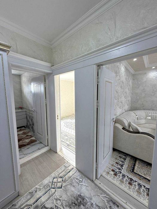 №3830.Продается 2х-комнатная квартира 77 серия.