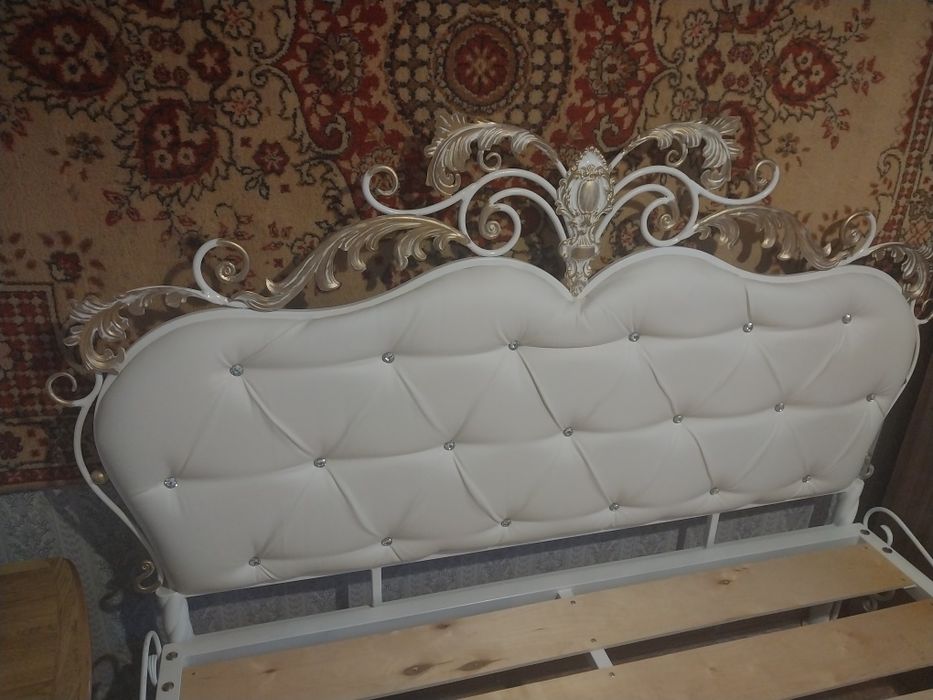 Продам кровать ручной работы