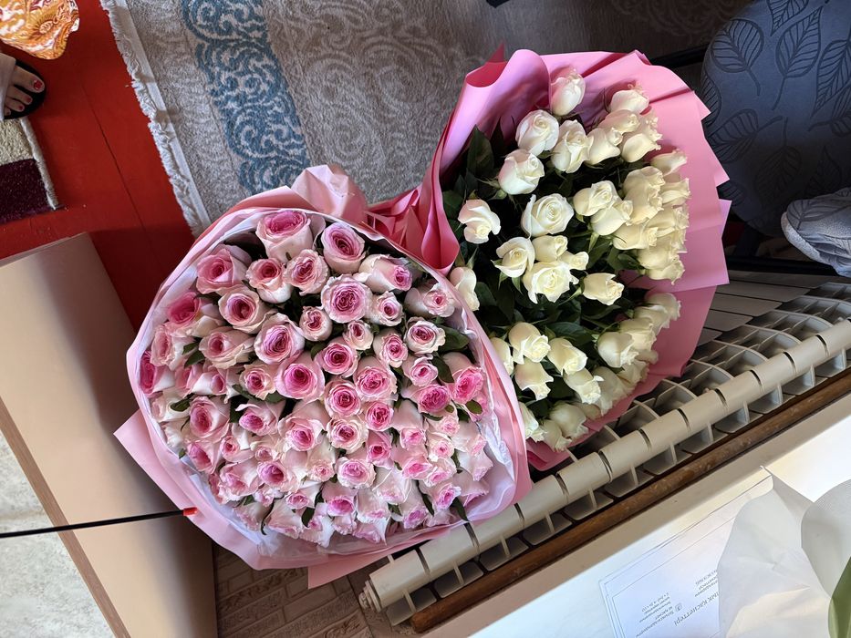 Розовые розы 71 штук