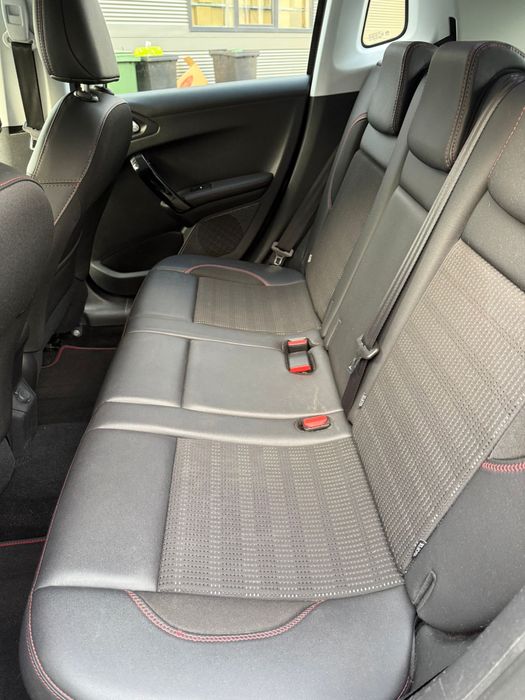 Peugeot 2008 GT Line model 2018 1.2 i Eu 6 110cp Automata RATE avans 0