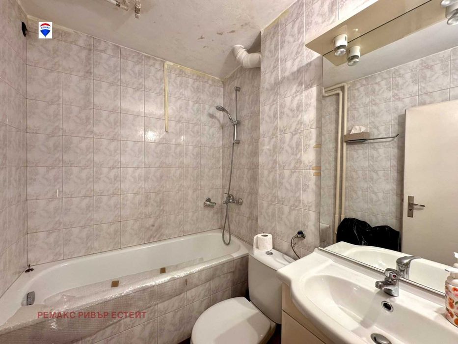 Тристаен апартамент за продажба кв. Ялта