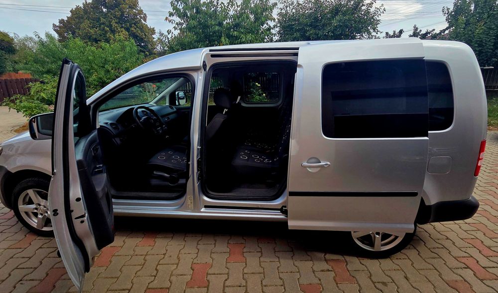 VOLKSWAGEN Caddy 2012 — imagine 4