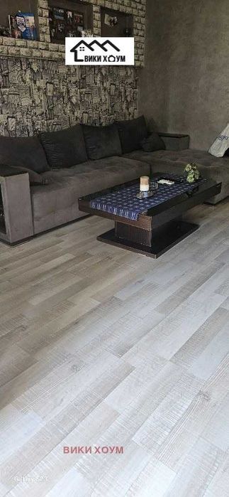 Продава се Четиристаен апартамент в Варна, Център - 87 кв.м за 2115 €/кв.м - Снимка #3