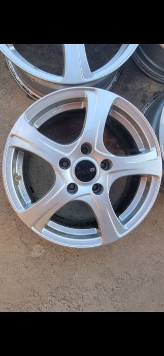 Jante R16 Vw T5 T6 Crafter Caravele 5x120 BMW seria 1 2 3