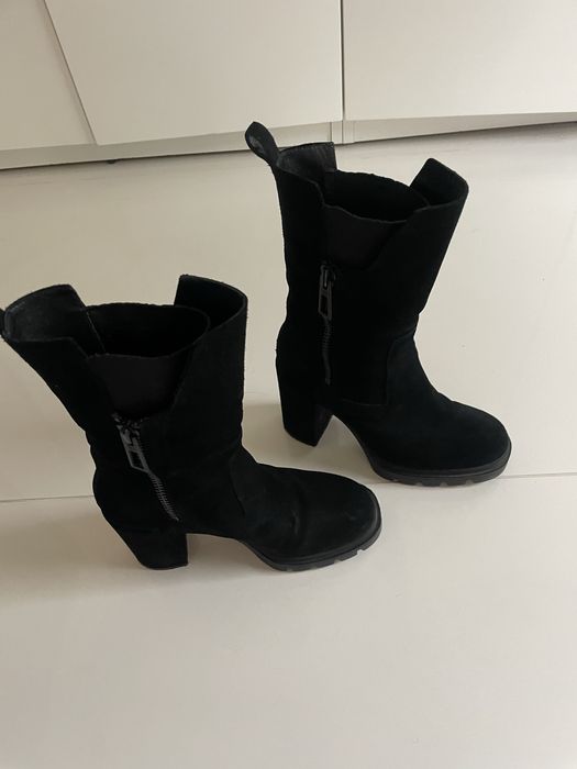 Ghete de piele Musette