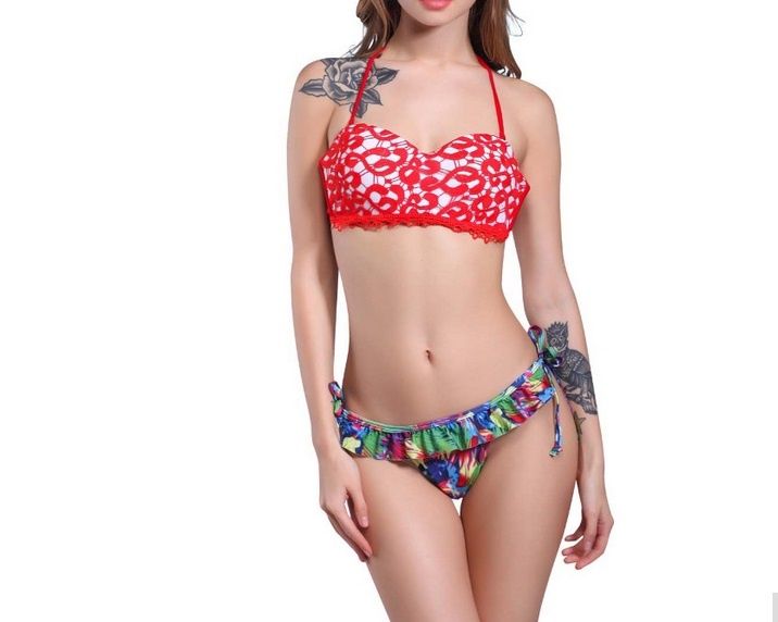 Costum de baie cu push up si dantela slip brazilian