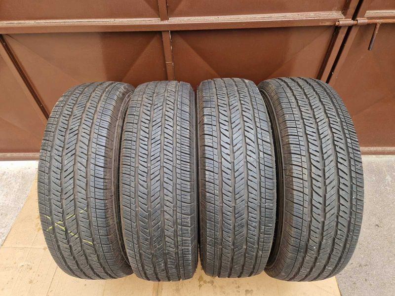 4 Bridgestone R18 255/70
летни гуми
DOT2622