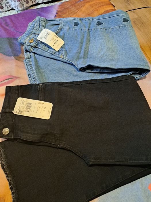 Blugi pentru fetite