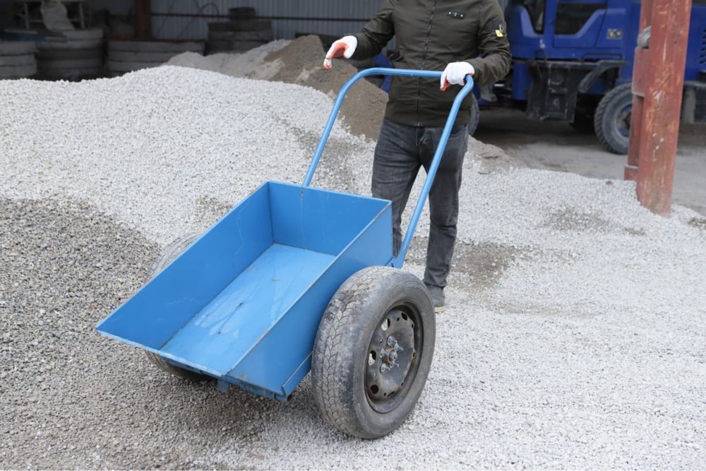 Строительная самодельная тачка