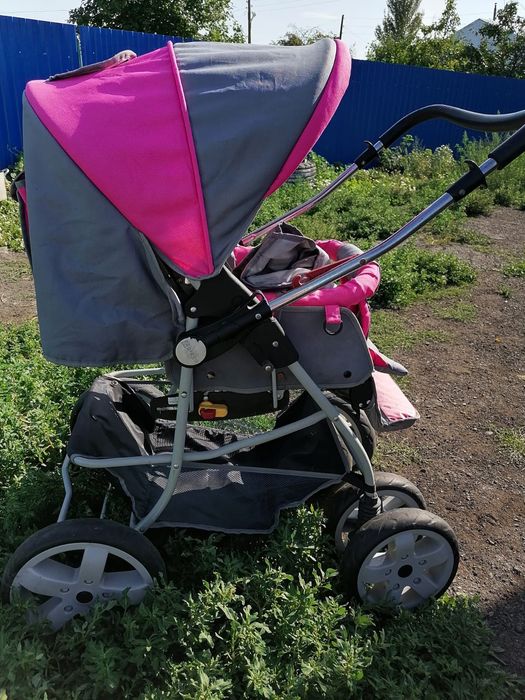 Детская коляска в отличном состоянии