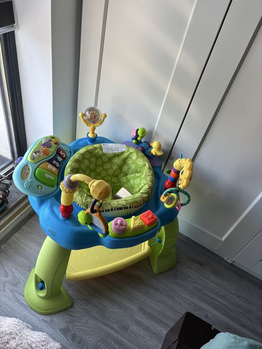 Vand centru activitati bebe