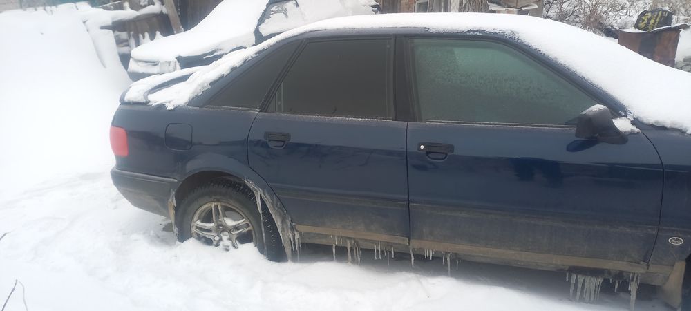 Продам ауди 80Б4