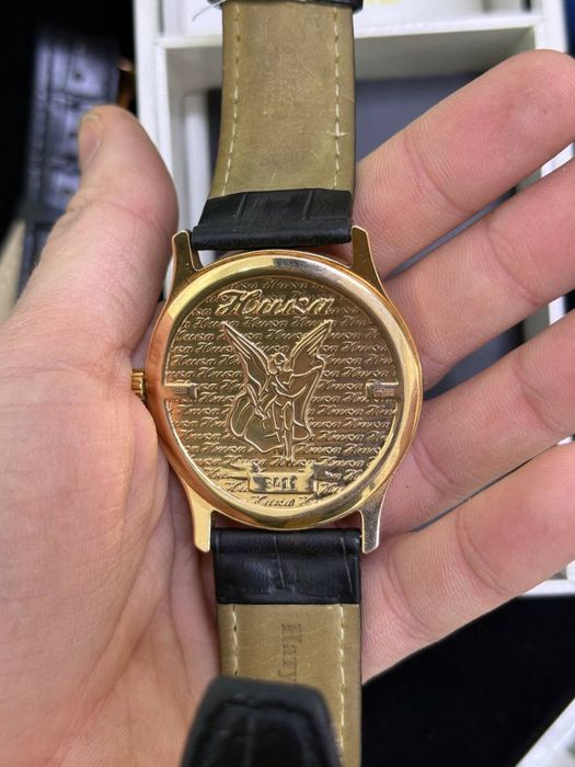 Часы золотые наручные Ника