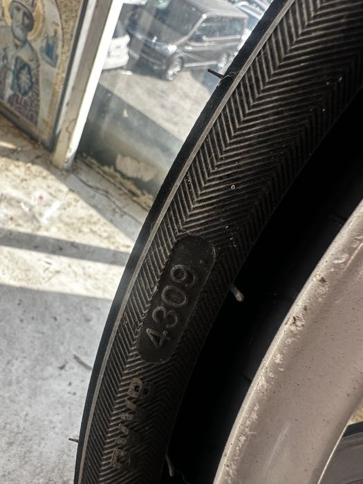 Audi Q7 патерица