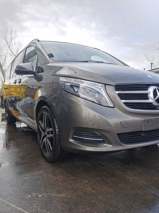Dezmembrez mercedes v-vlass w447/haion w447/bara fata w447/far w447