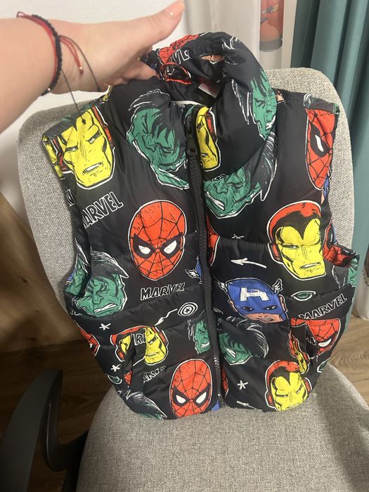 Vesta pentru copii h&m  marimea 122-128