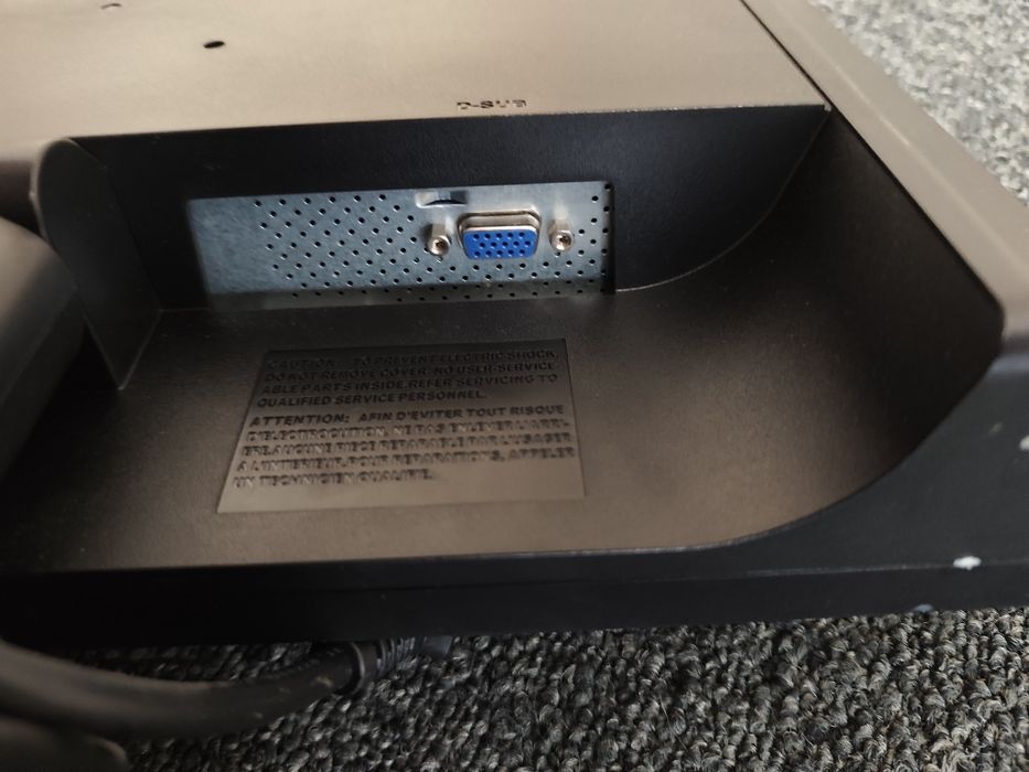 Монитор LG W1934S