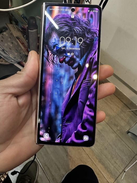 Fold 4 arata impecabil funcitoneaza perfect!