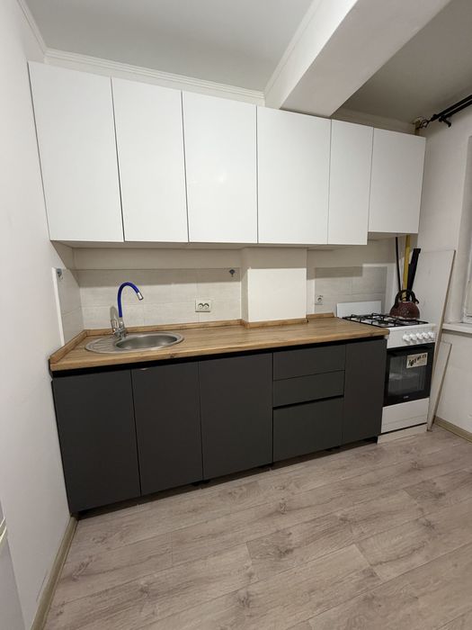 Куханный гарнитур Б/у