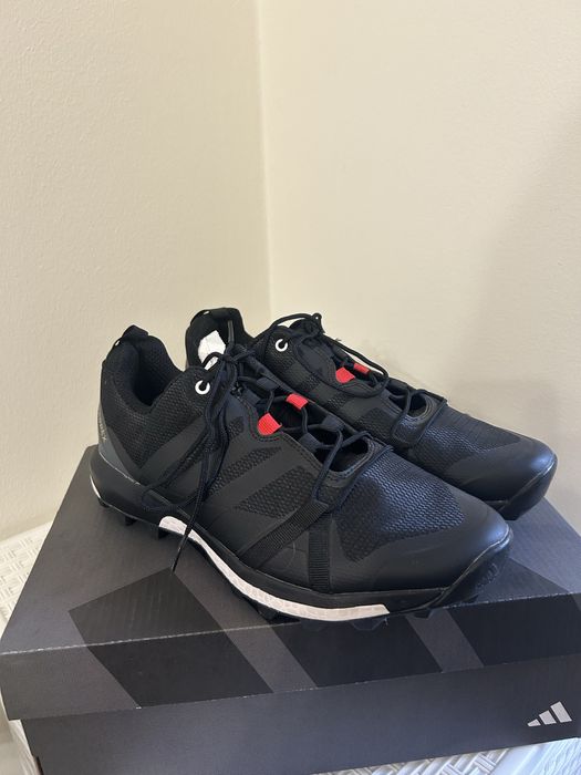 Новые кроссовки -ADIDAS- 40 размер.