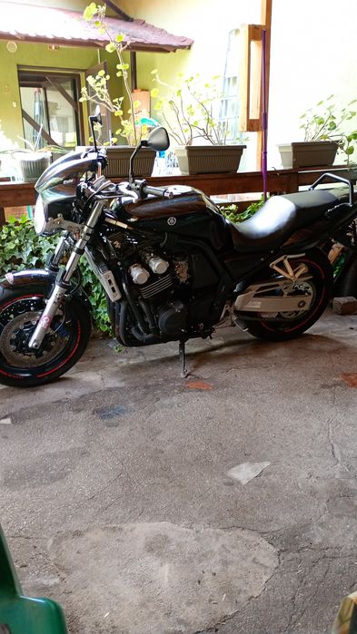 Yamaha Fazer S600 an fab 2000