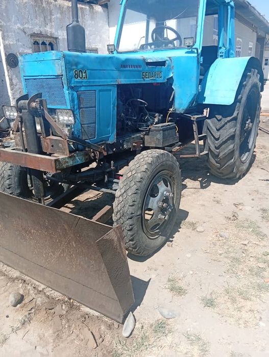 mtz 80 sotiladi.