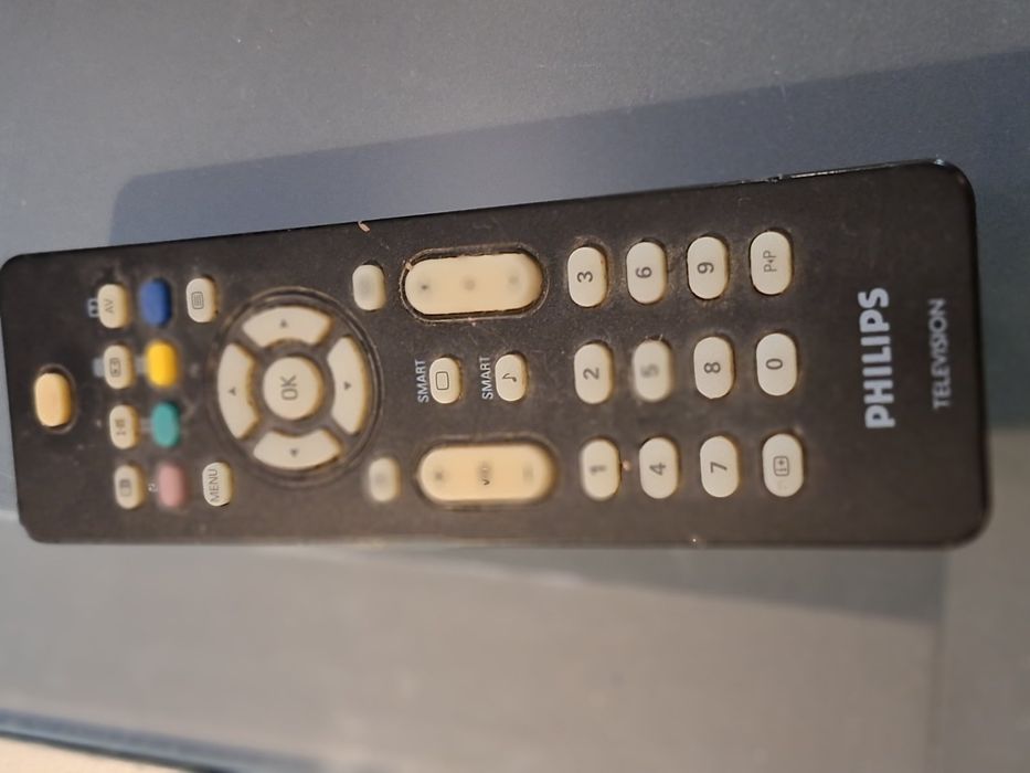 Продавам Philips 42” LCD телевизор – HD Ready, 2x HDMI, работещ