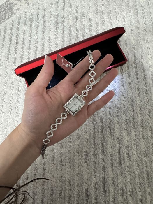 часы серебро 33,71 грамм, новые