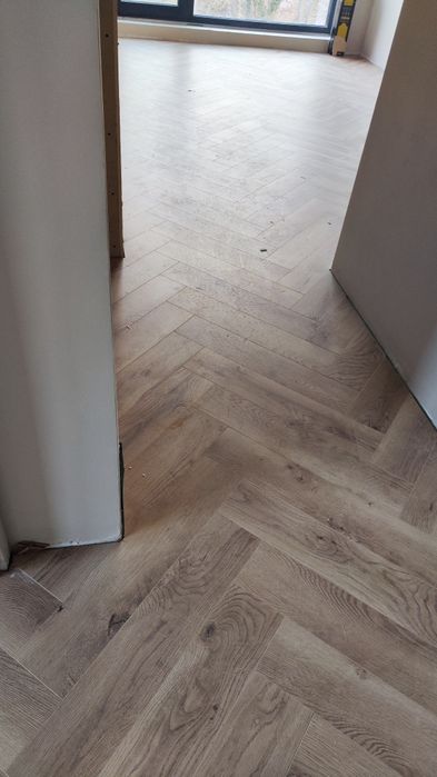 Монтаж на ламиниран ПАРКЕТ, SPC  рибена кост, шаврон