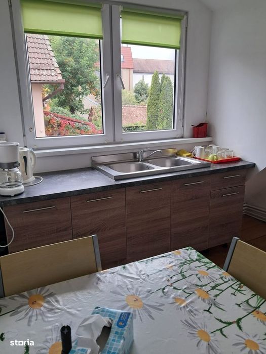 Apartament la casa de inchiriat