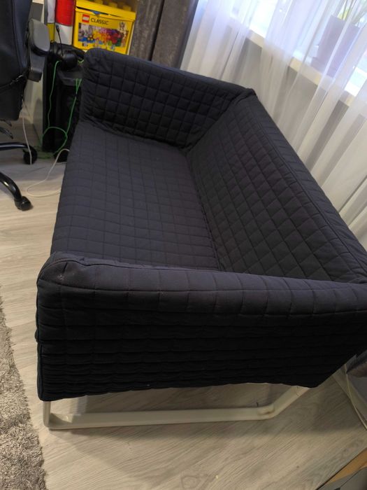 Диван с метална конструкция нов черен калъф