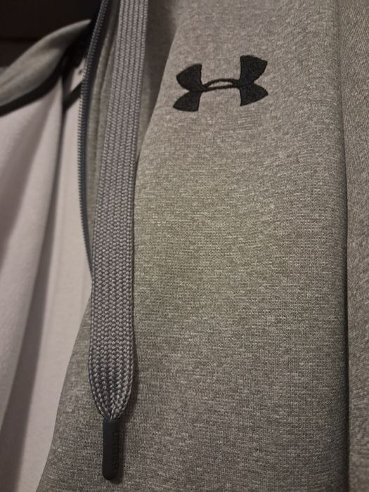 Under Armour Мъжки суичър размер M